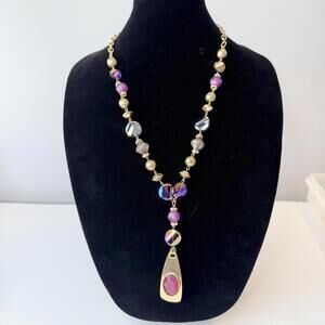 🚨3 for $15🚨 Glass and Metal Beaded Necklace